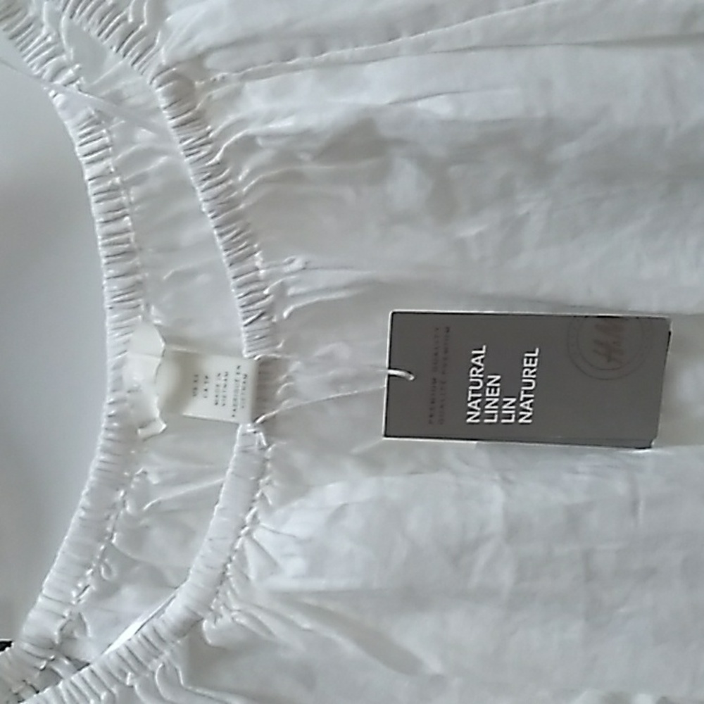 H&M blouse - Picture 3 of 4